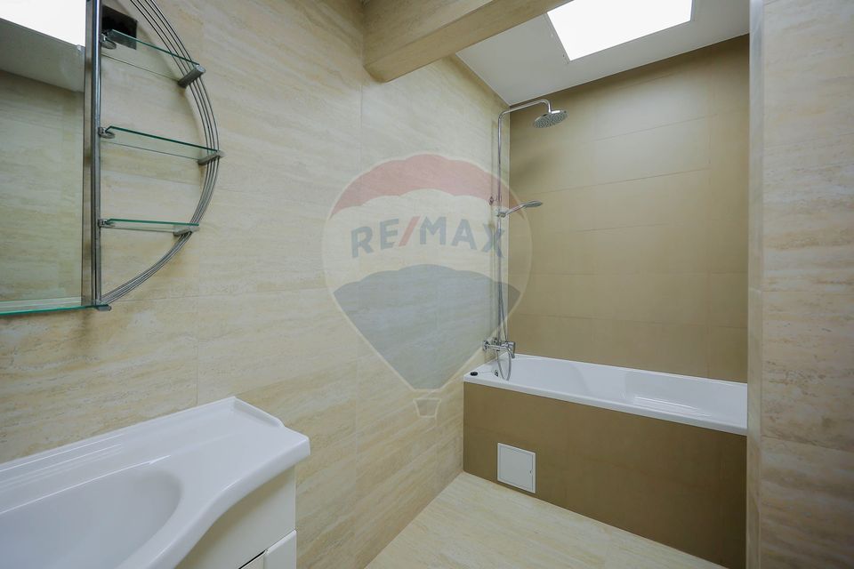 Casă cu 4 camere de închiriat în zona Salca