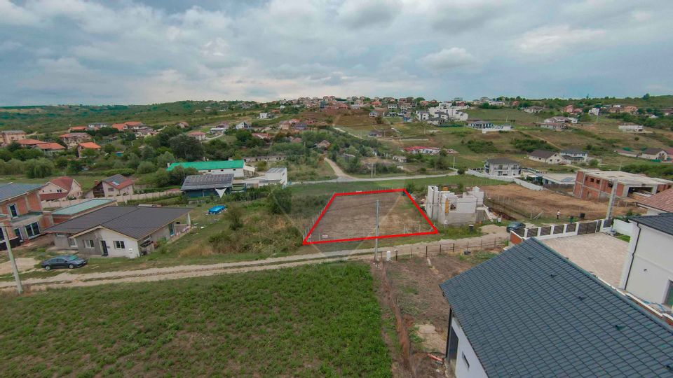 Vânzare teren intravilan 1,000mp Oradea, zona Doja - Hanul Pescarilor