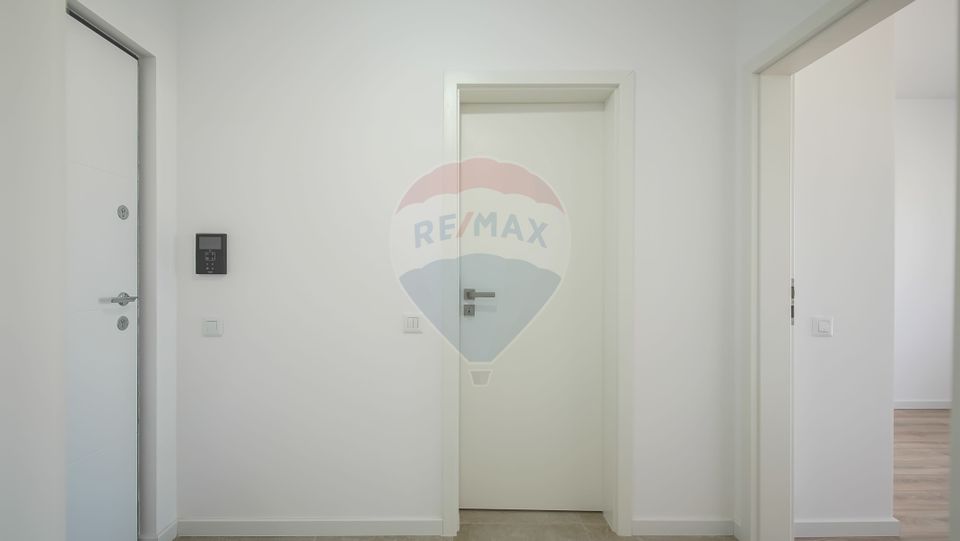 2 room Apartment for sale, Tractorul area