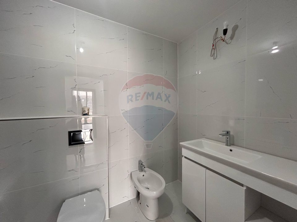 Casă / Vilă cu 5 camere de vânzare