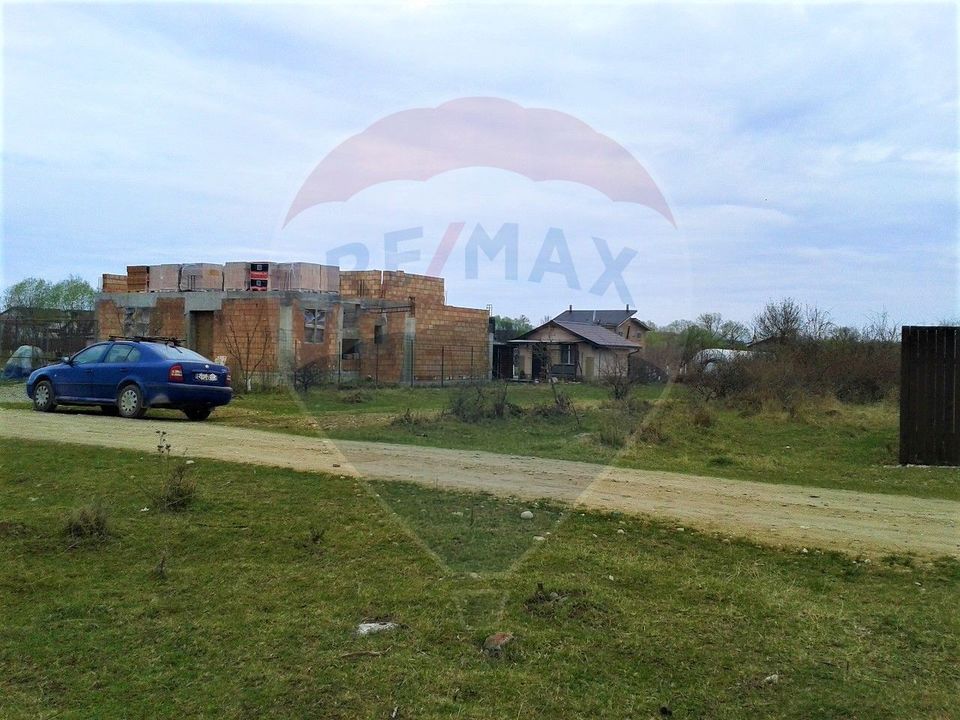 Comision 0% Teren 944mp Sanpetru Livada