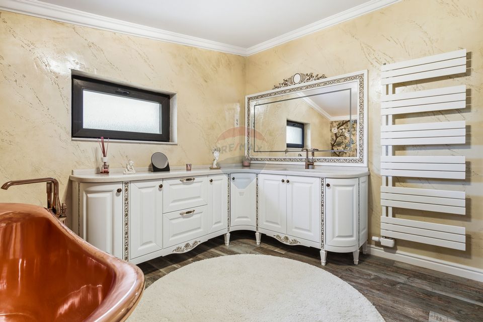 Vila de Lux de Vânzare, 280mp util - Str. Cortez - Hlincea Iasi