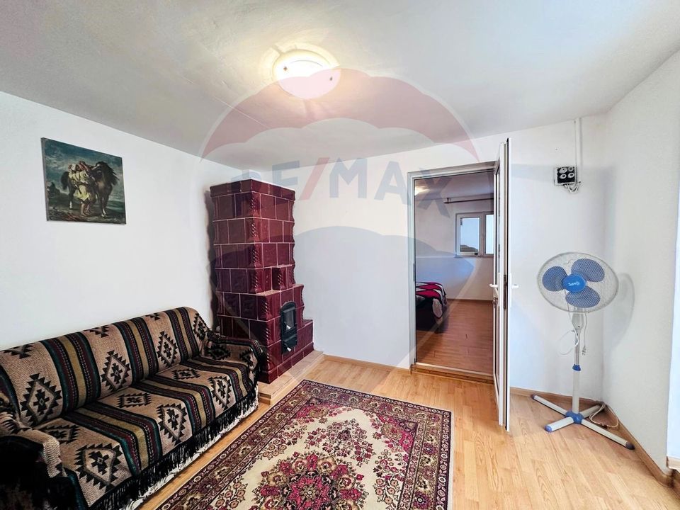 Casa Individuala cu Teren Generos si Gradina Superba in Darasti-Ilfov