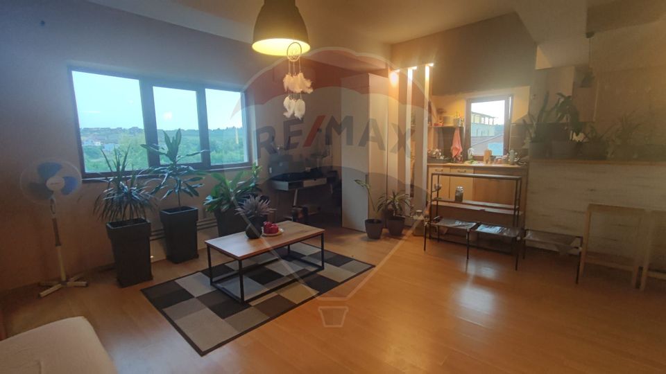 Apartament 67 mp utili de vanzare cartier Orizont iesirea spre Paleu