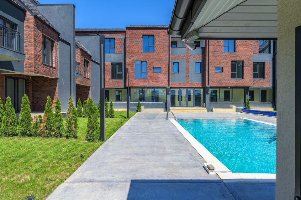 Vânzare Vilă cu 5 camere, curte si parcare de vânzare in TUNARI