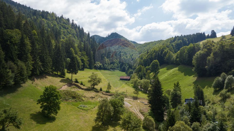 De vânzare – Teren cu autorizație de construire, Șimon / Bran