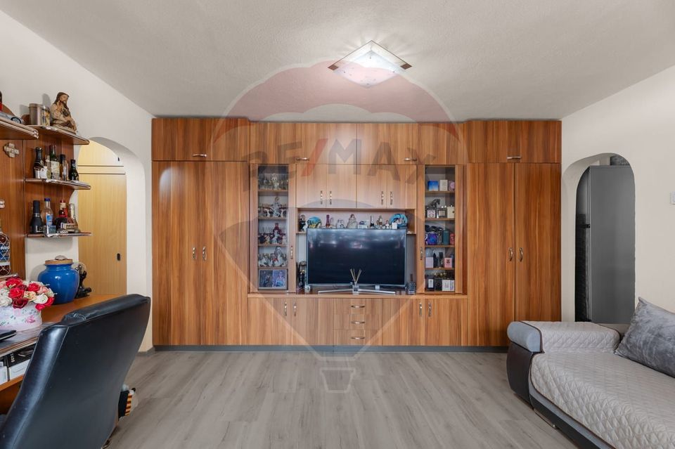 2 room Apartment for sale, 6 Vanatori area