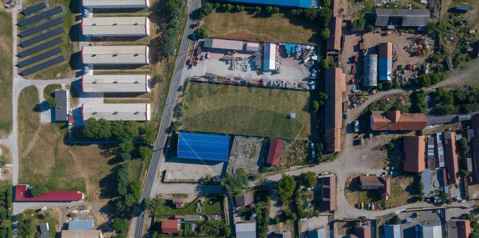 Teren Industrial, 3300 mp,  / DJ 112D, Carpinis