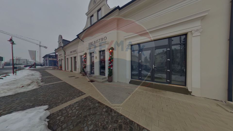 320sq.m Commercial Space for rent