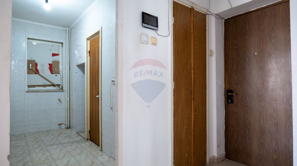 Oferta - vanzare apartament 4 camere decomandat, metrou Obor