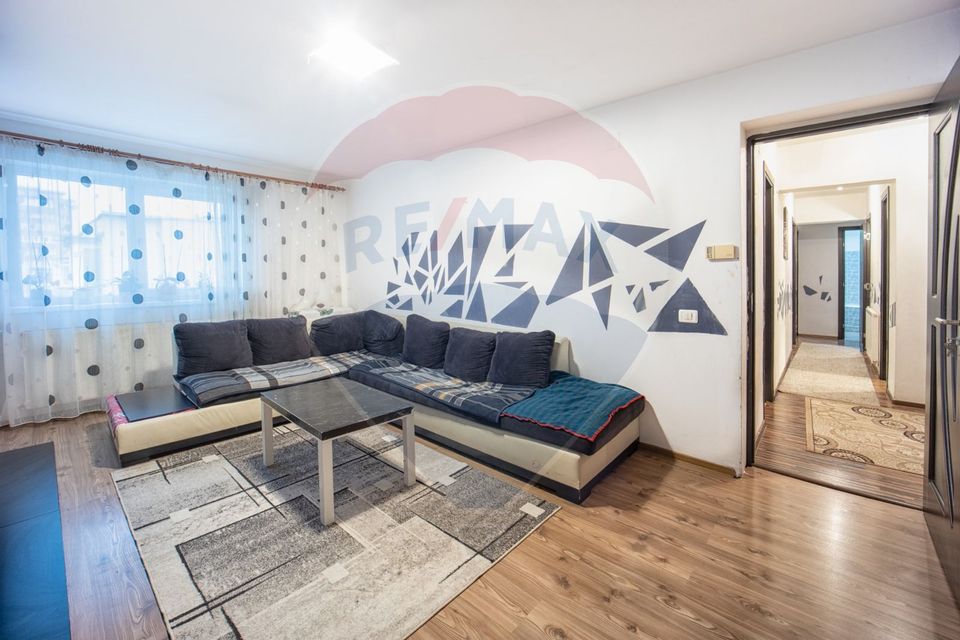 Apartament cu 3 camere, de vânzare în zona Astra la un pret atractiv !