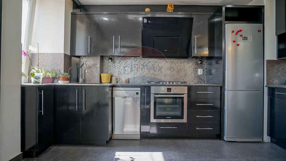 3 room Apartment for sale, Centrul Civic area