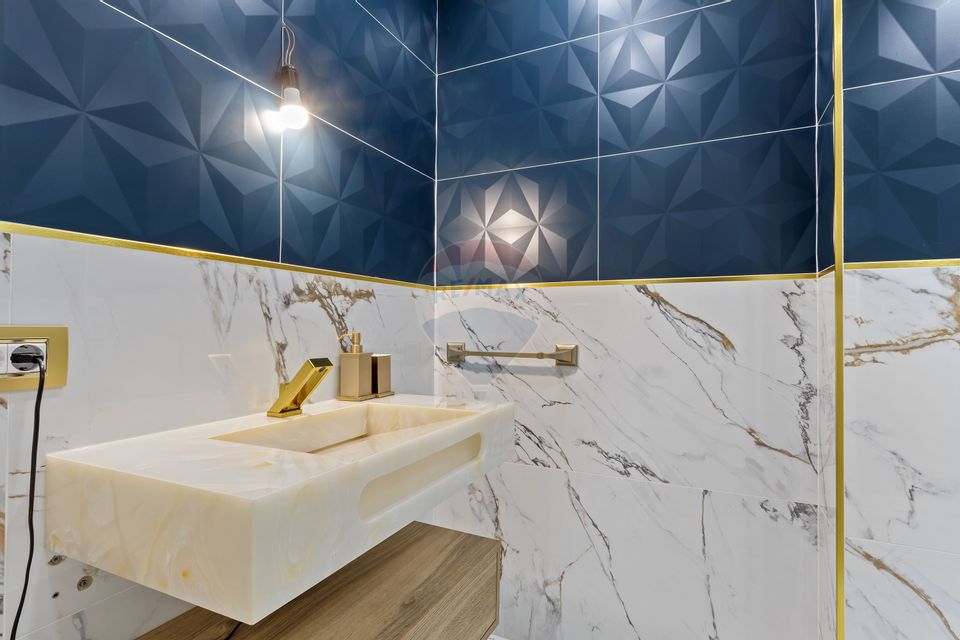 Penthouse unic pe două niveluri - saună și bucătărie exterioară