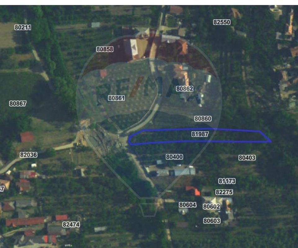 Teren intravilan 1.736 mp Chițești- Bogați (AG), deschidere la asfalt