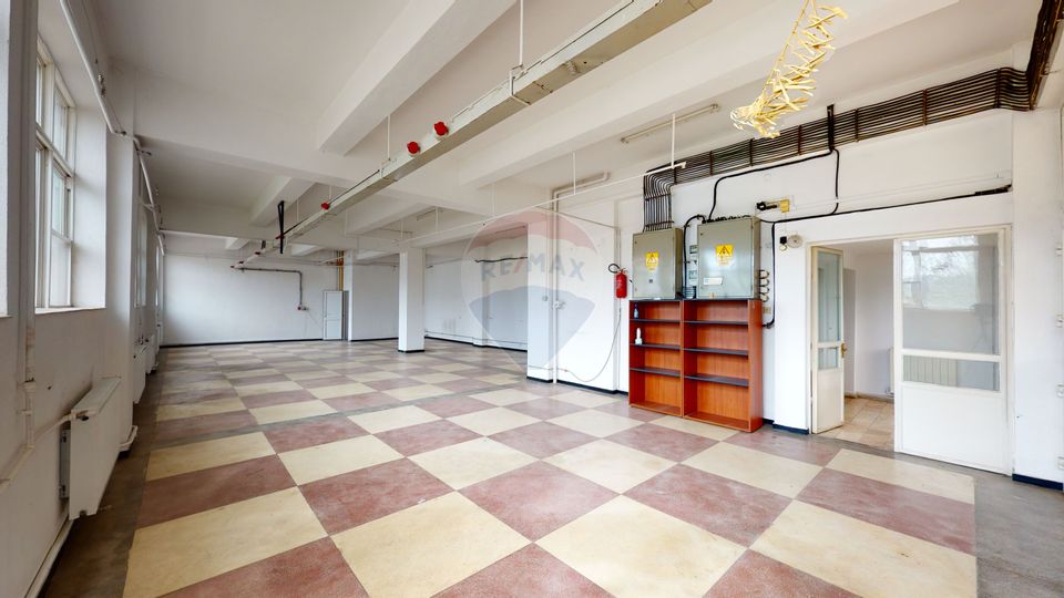 Spațiu comercial parter Bucurestii Noi/ Metrou Straulesti