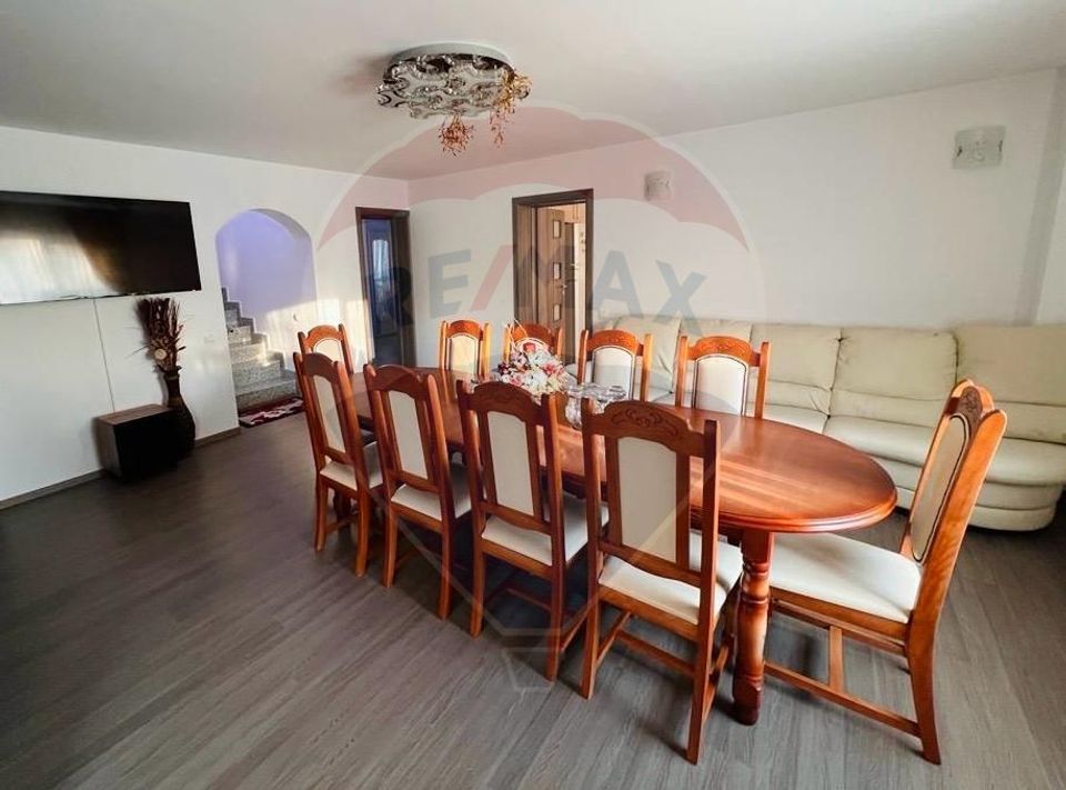 10 room House / Villa for sale