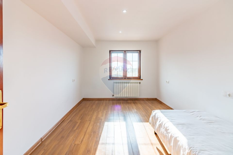 Casă finalizată, 278 mp teren 2305 mp Pleașa, Bucov, Ploiesti