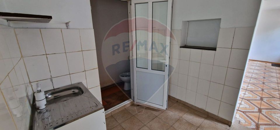 56sq.m Commercial Space for sale, Orizont area