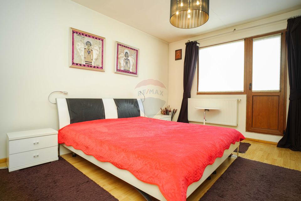 Apartament 3 camere pe strada Păcurari