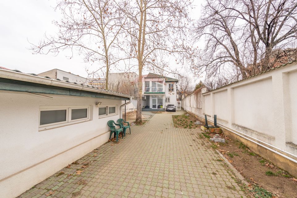 Apartment 3-4 rooms, ground floor villa 2009 Mosilor subway Obor