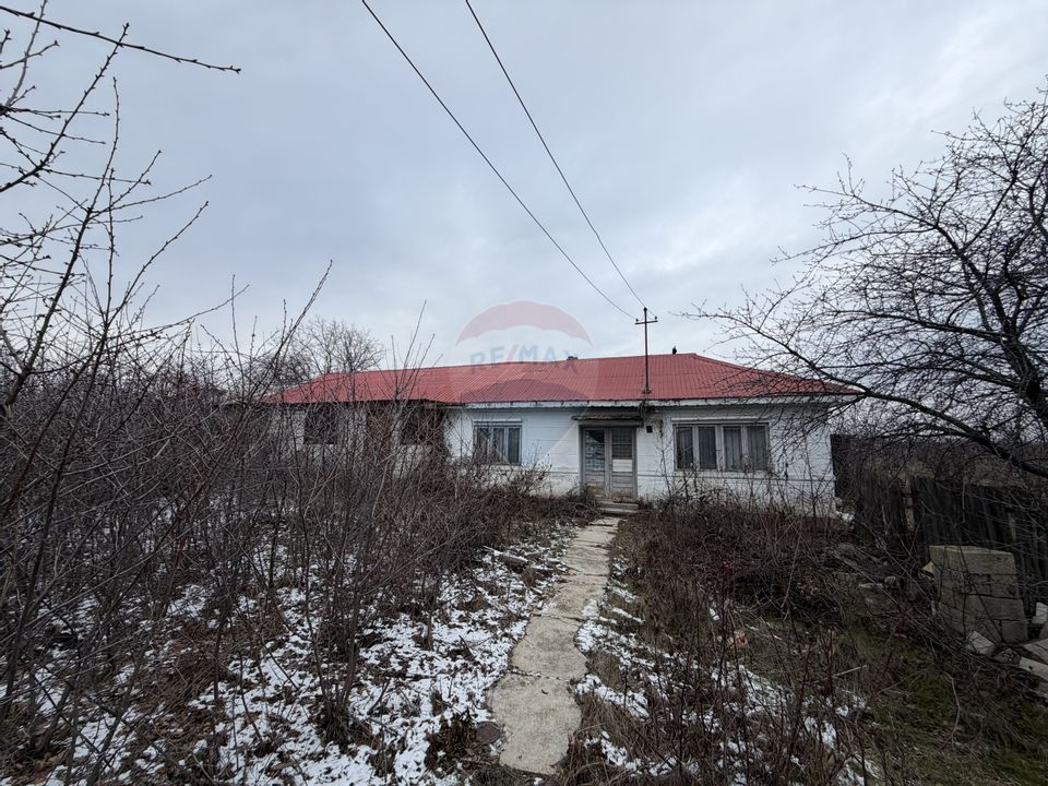 Casă Dumbraveni strada viilor 20