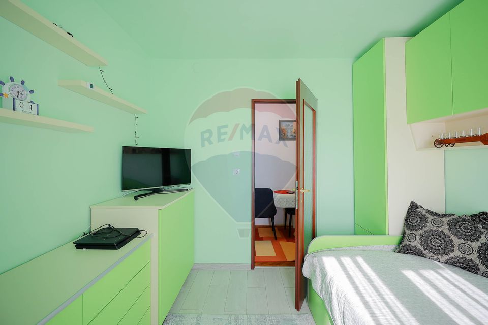 Apartament cu două camere de vânzare în zona Dacia