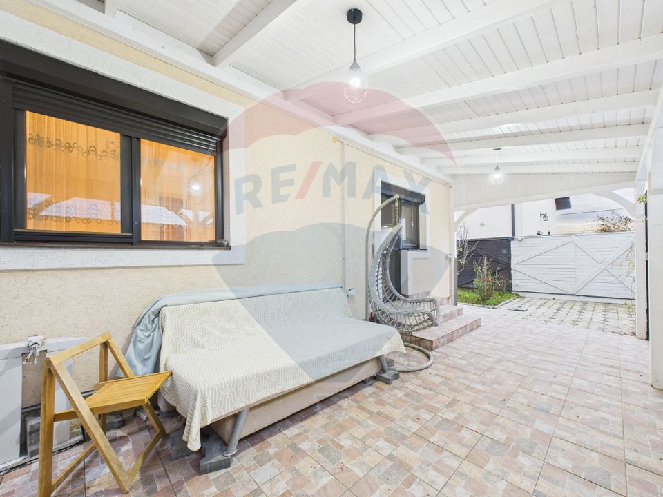 Casă / Vilă cu 5 camere de vânzare în zona Central