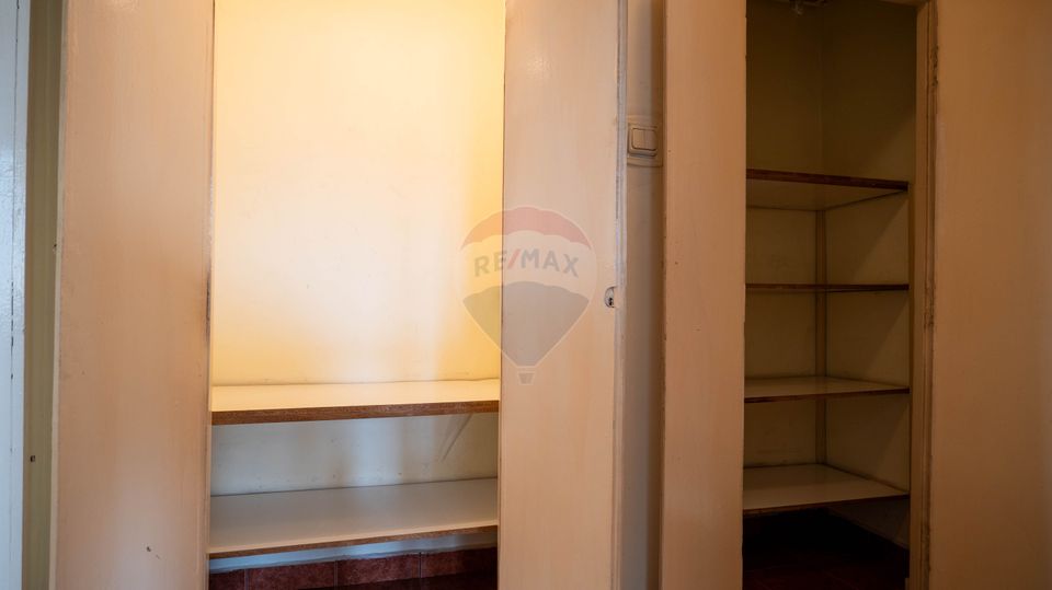 Vanzare apartament 2 camere decomandat, zona Dna Ghica