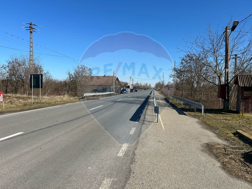 Land 11,502sqm Salonta / Strada Sarcadului
