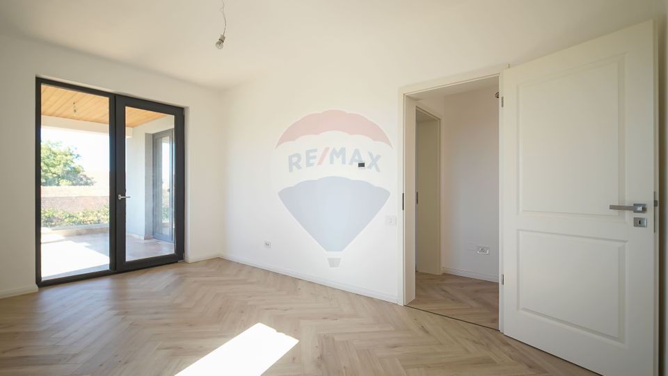 Casă / Vilă cu 5 camere de vânzare