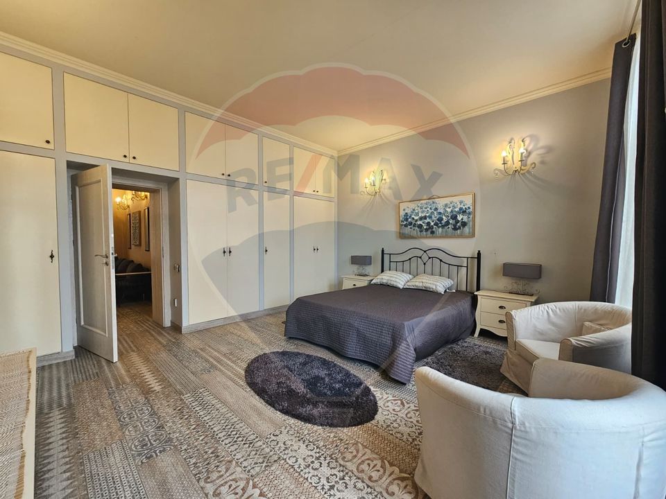 Inchiriez apartament superb cu 4 camere în zona Ultracentral