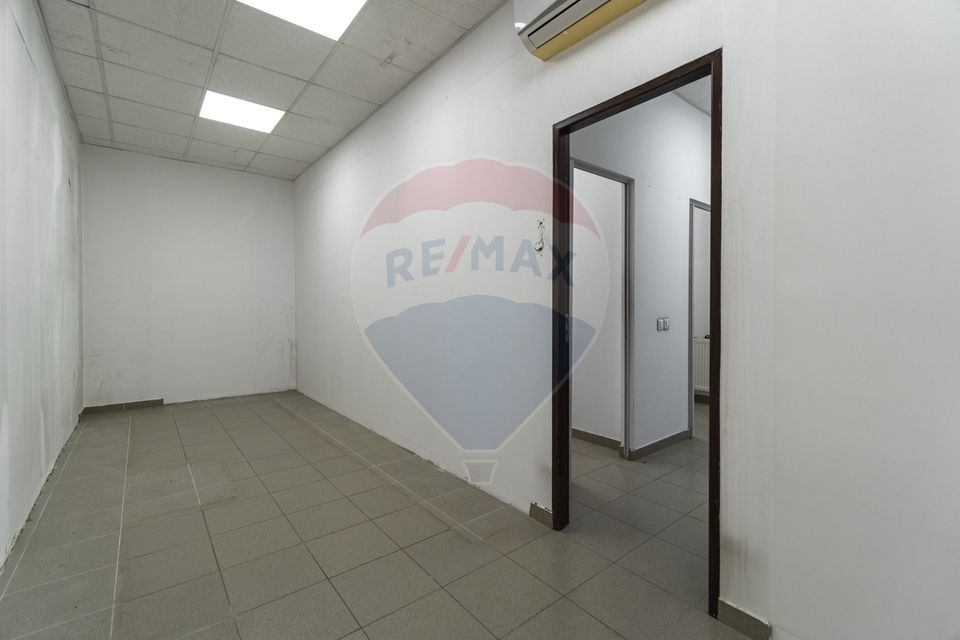 127sq.m Commercial Space for rent, Judetean area