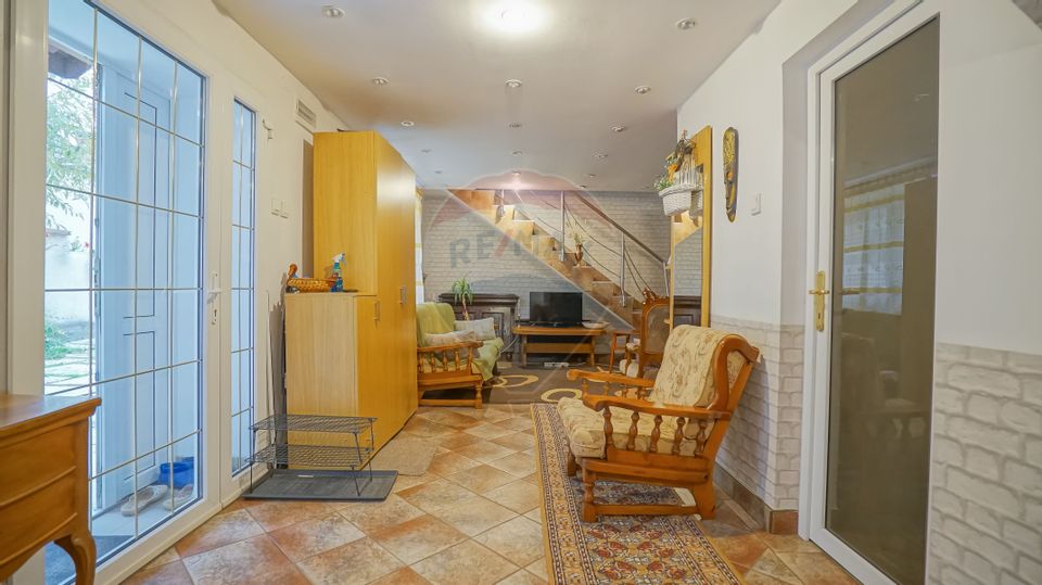 3 room House / Villa for sale, Cernatu area