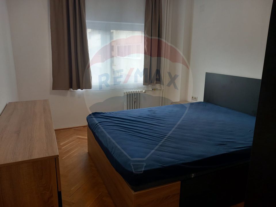 Apartament modern cu 3 camere și parcare de închiriat Ultracentral