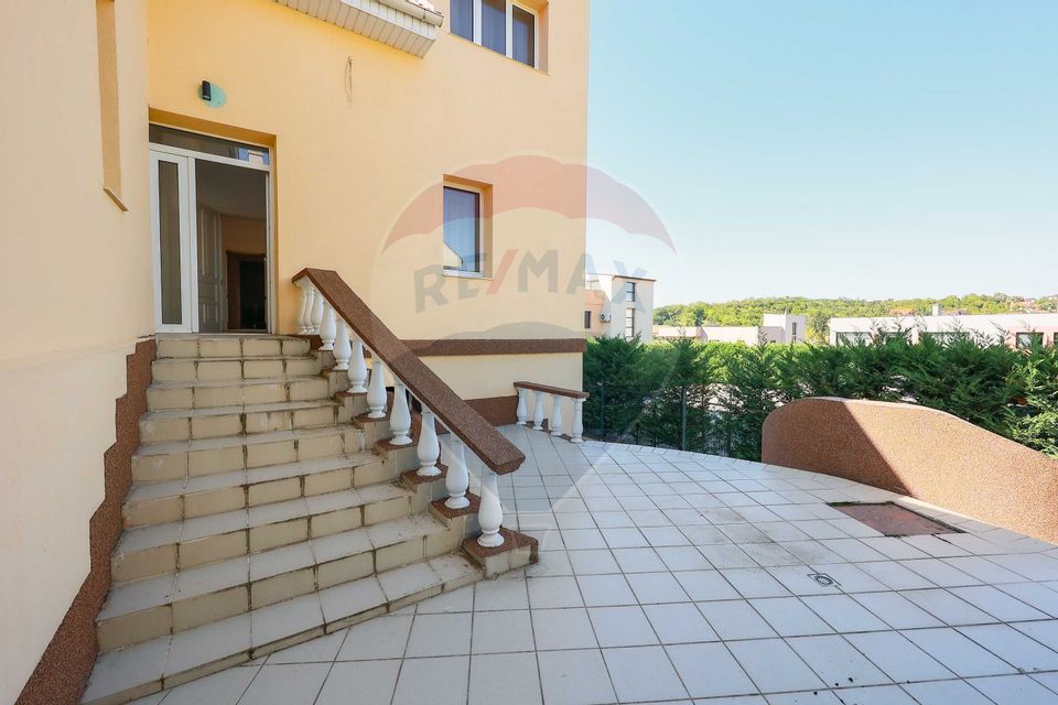 9 room House / Villa for sale, Ultracentral area