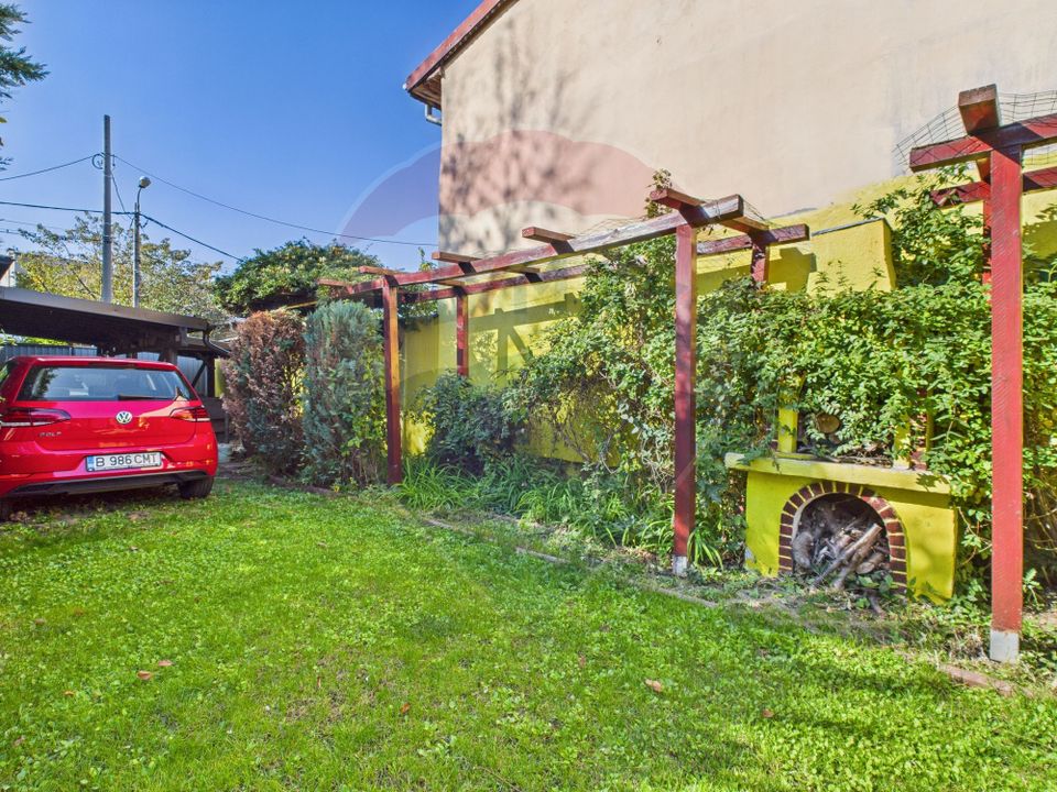 House / Villa Eroii Revolutiei area