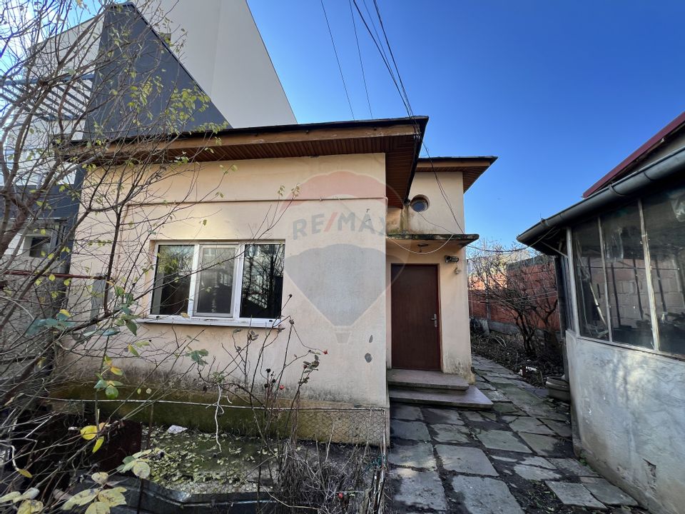 3 room House / Villa for sale, Pieptanari area