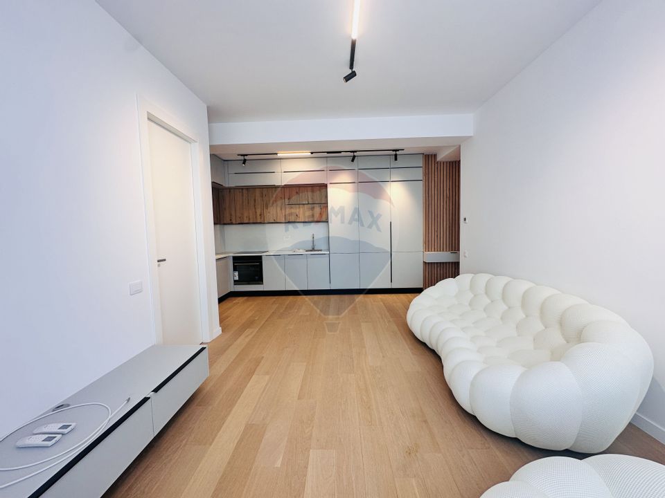 Apartament 3 camere de inchiriat Tunari