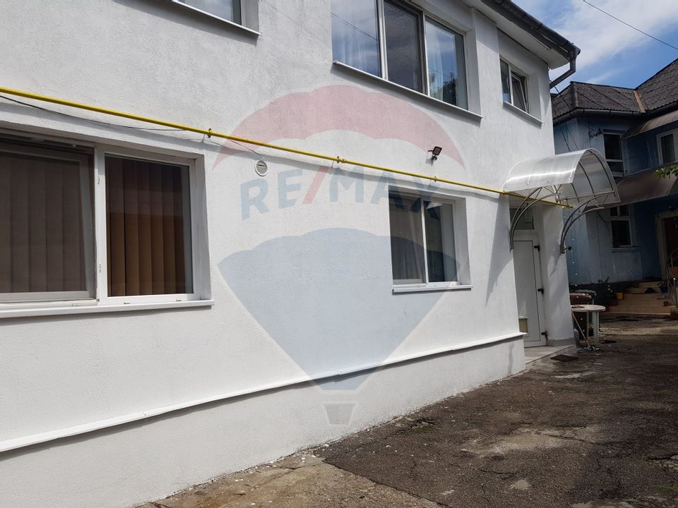 3 room House / Villa for rent, Orasul Vechi area