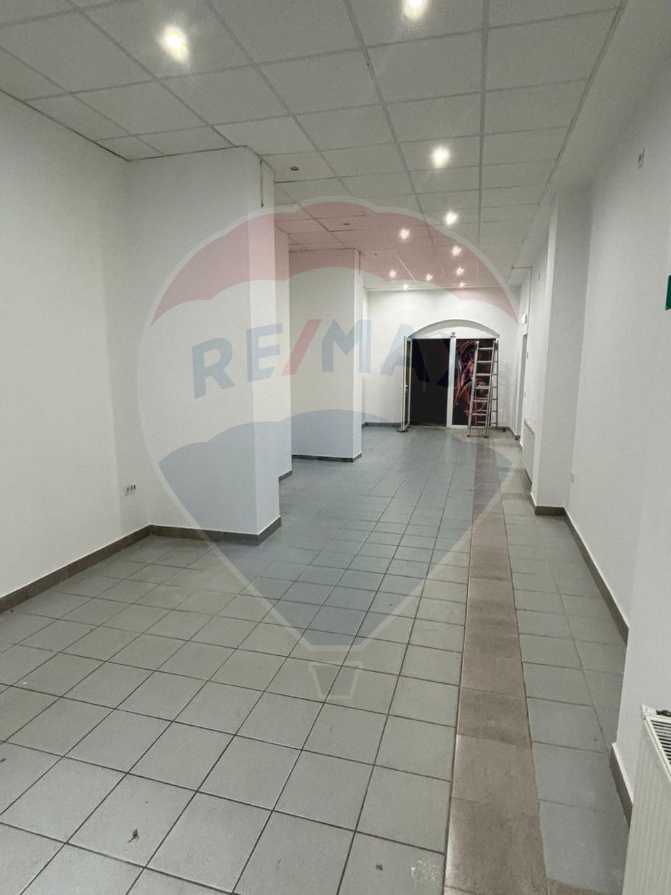 De inchiriat Spațiu comercial stradal zona Universitatii