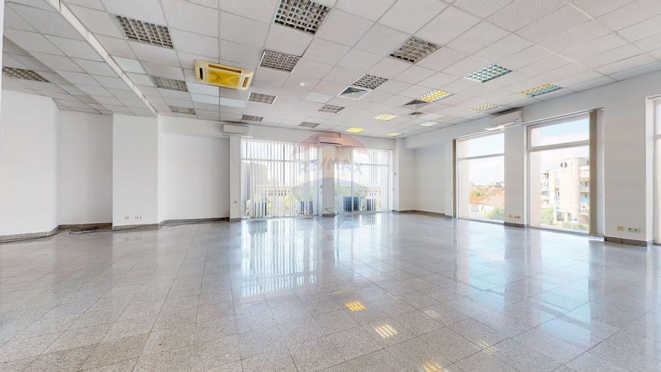 420sq.m Office Space for rent, Centrul Civic area