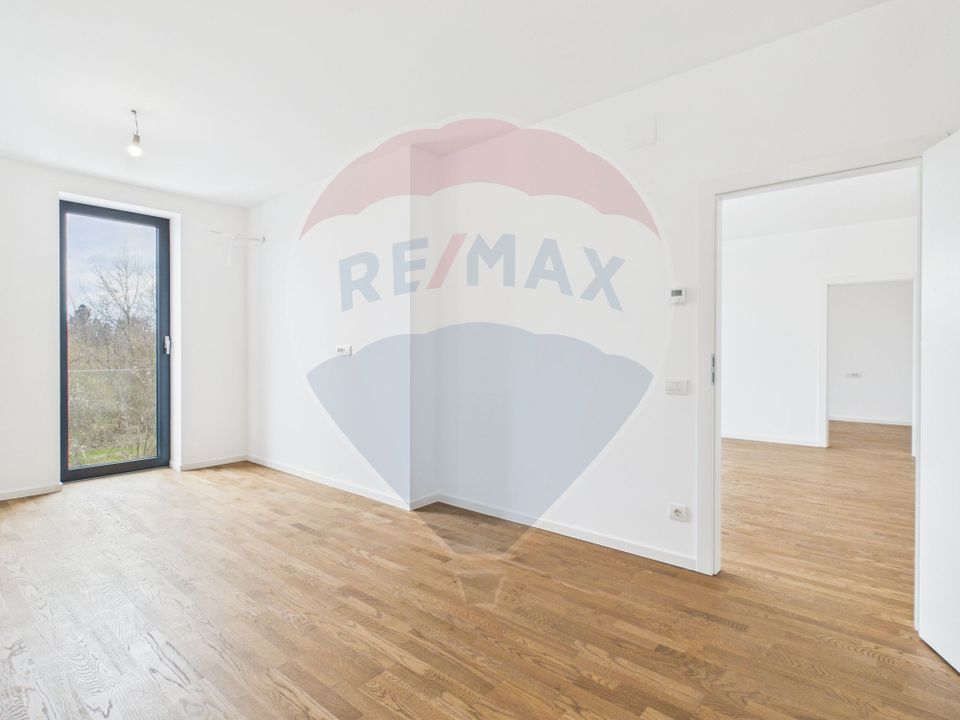 Apartament luminos cu 3 camere si parcare in The Ivy - Jandarmeriei