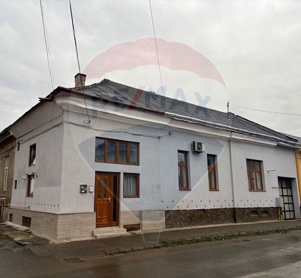 4 room Apartment for sale, Ultracentral area