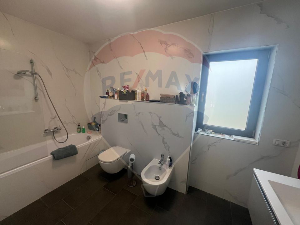 Casă / Vilă 4 camere Green field residence