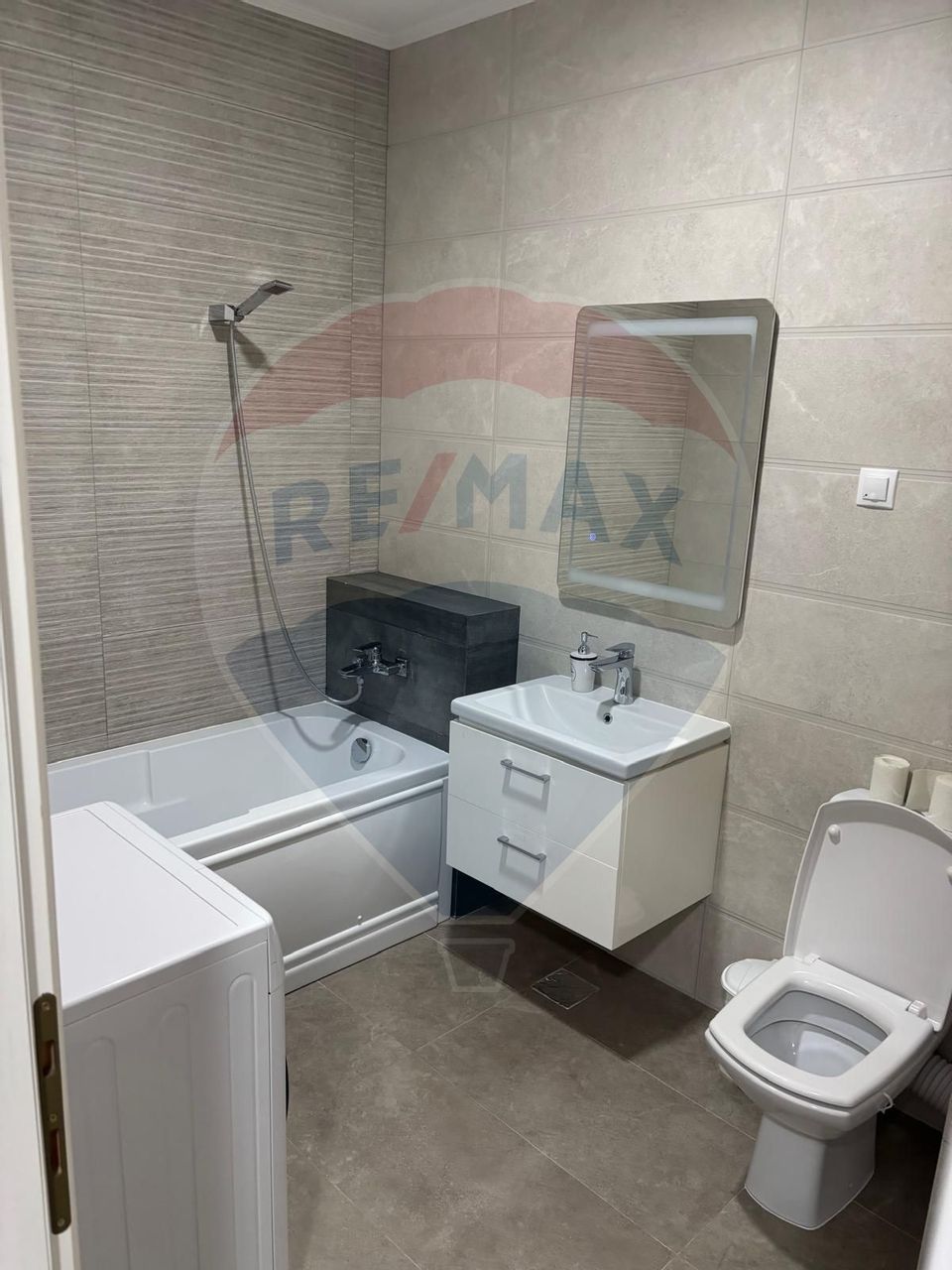 Apartament cu 2 camere de închiriat în zona Iosia