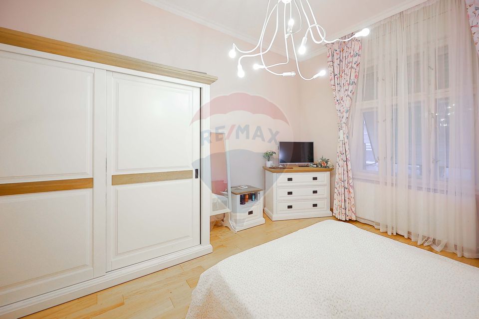 De vânzare Casǎ cu 4 camere, singur în curte, Ultracentral.