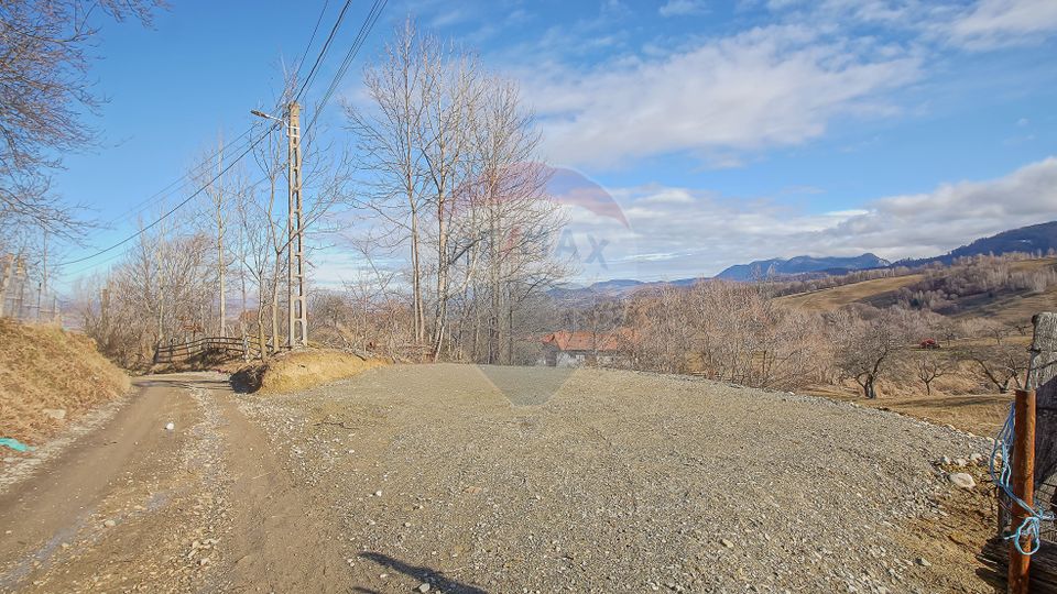 Comision 0%| Teren intravilan Sohodol 2495 mp| Apa si curent