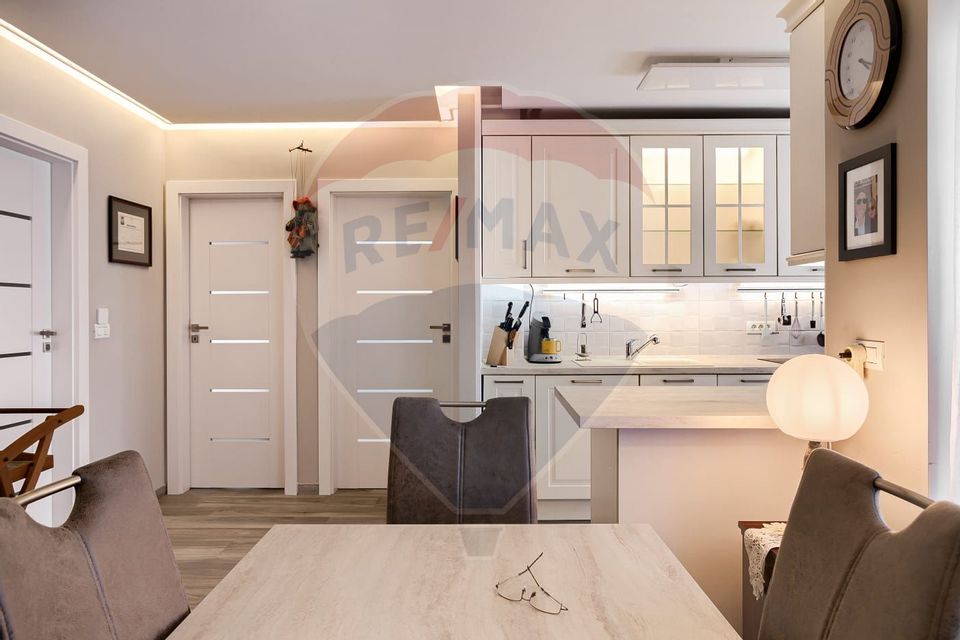 Apartament 3 camere si parcare Adora Park