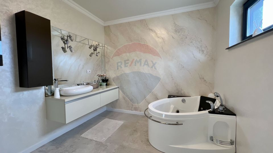 4 room House / Villa for sale