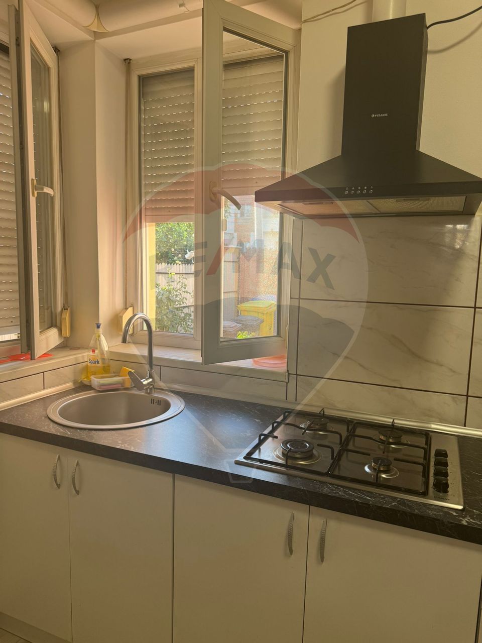 3 room House / Villa for sale, Central area